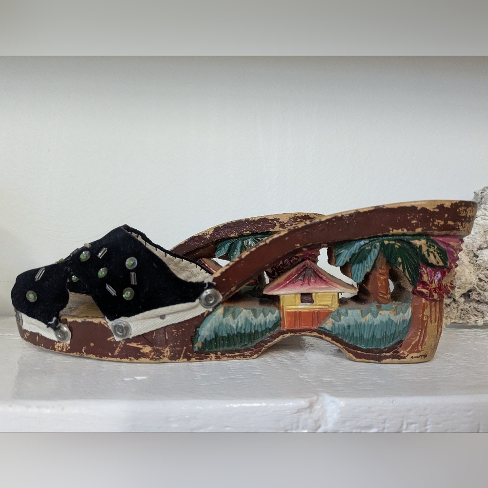 1940s Hawaiian Sandals